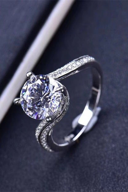 Keep Your Eyes On Me 3 Carat Moissanite Ring 