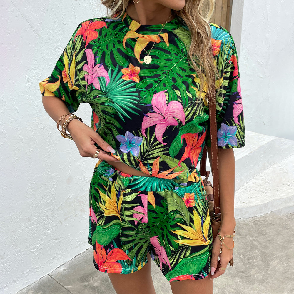 Floral Print Round Neck Dropped Shoulder Half Sleeve Top and Shorts Set 