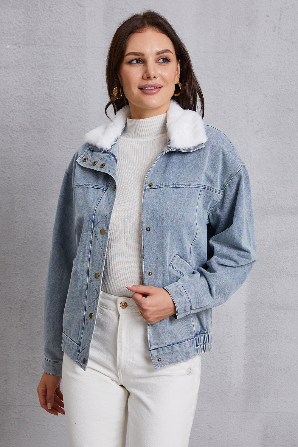 Snap Down Collared Neck Denim Jacket 