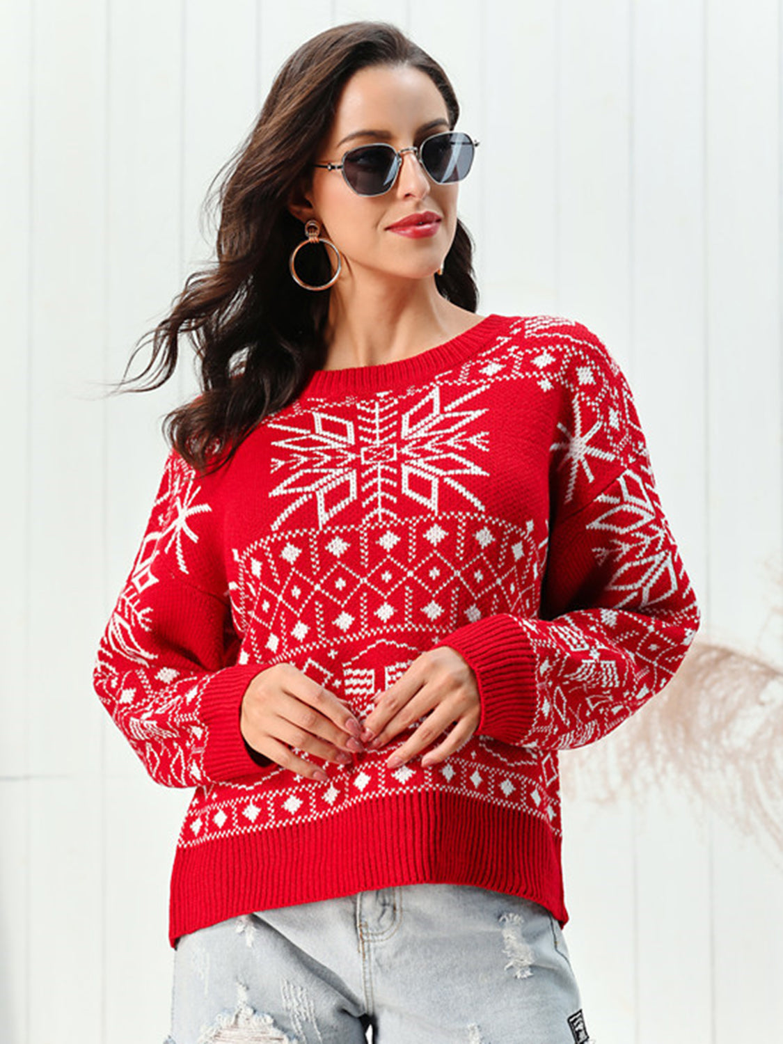 Snowflake Pattern Round Neck Sweater 