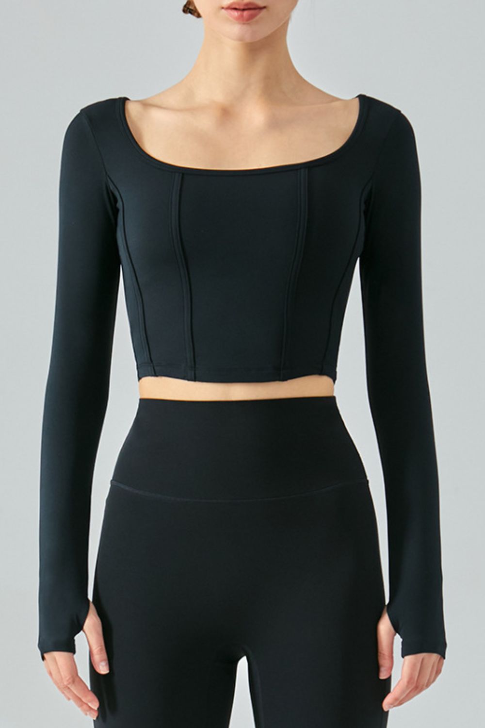 Seam Detail Thumbhole Sleeve Cropped Sports Top 