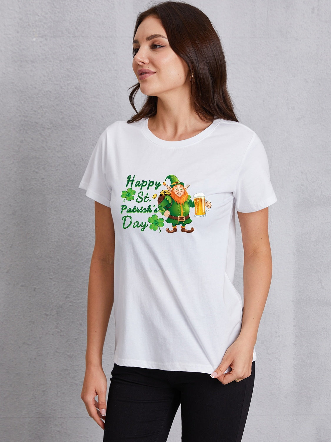 HAPPY ST. PATRICK'S DAY Round Neck T-Shirt 