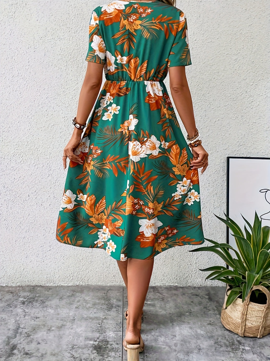 Floral Surplice Short Sleeve Dress 