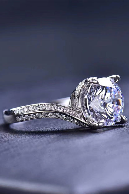 Keep Your Eyes On Me 3 Carat Moissanite Ring 