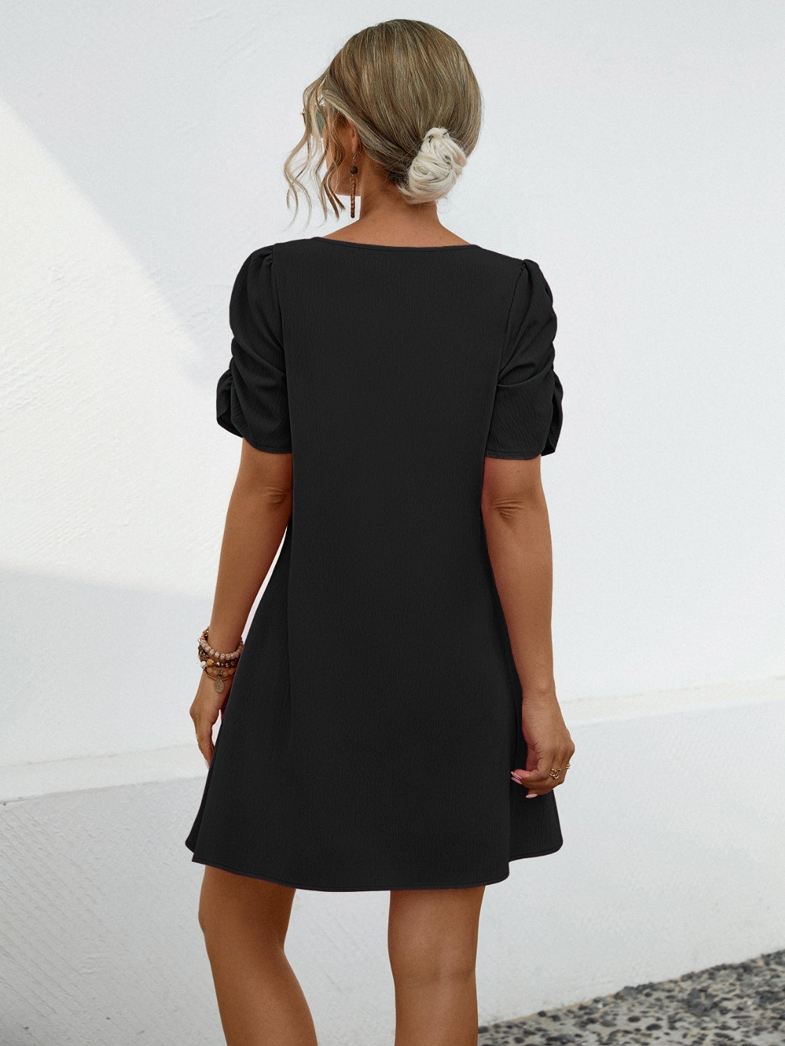 Chain Notched Short Sleeve Dress 