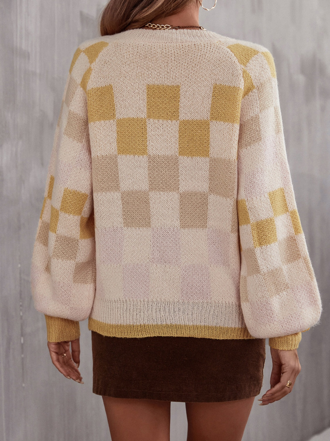 Checkered V-Neck Lantern Sleeve Sweater 