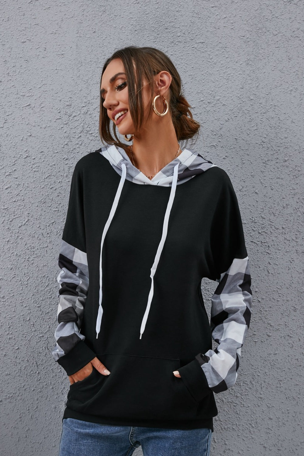 Plaid Drawstring Dropped Shoulder Hoodie 