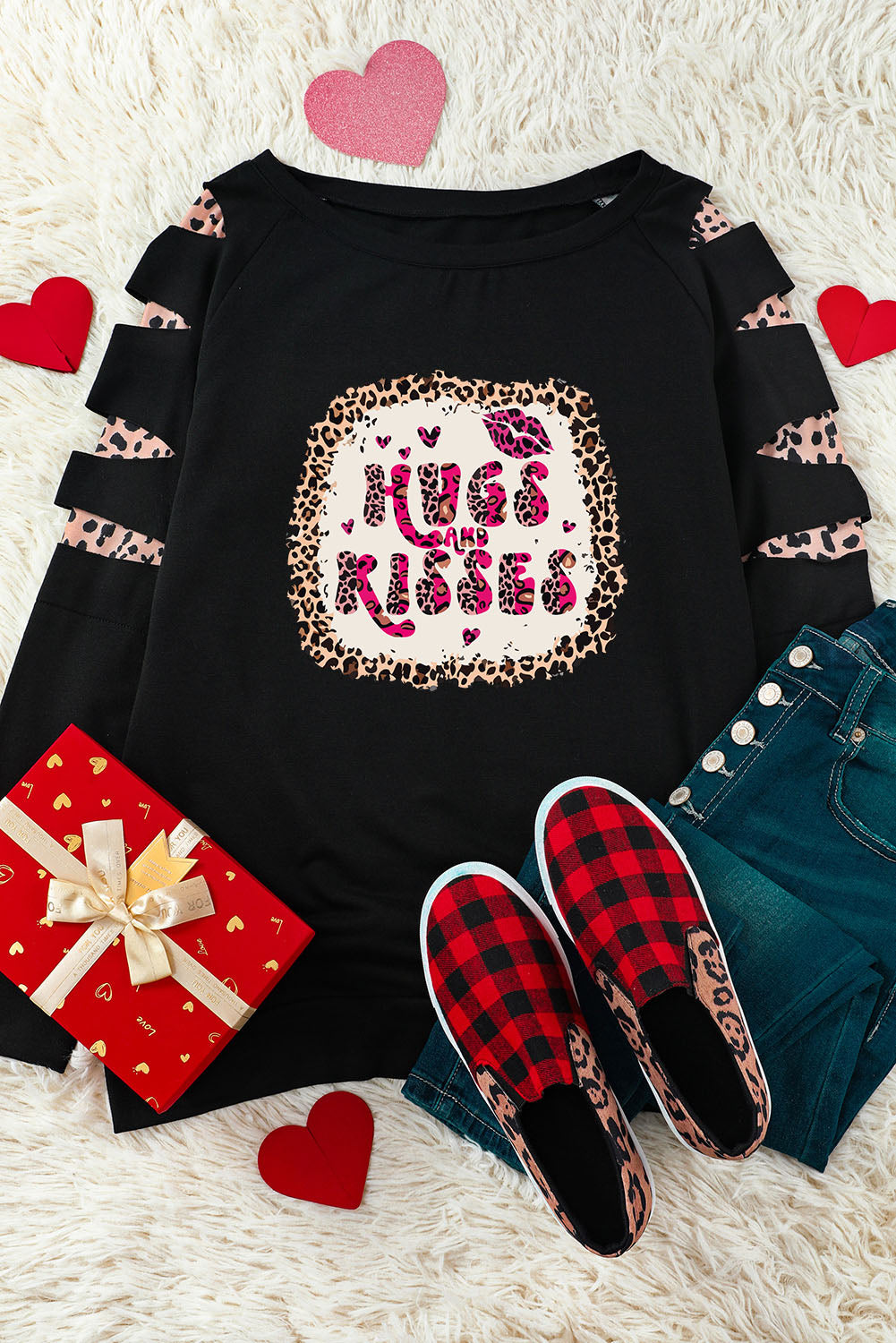 HUGS AND KISSES Leopard Round Neck Sweatshirt 