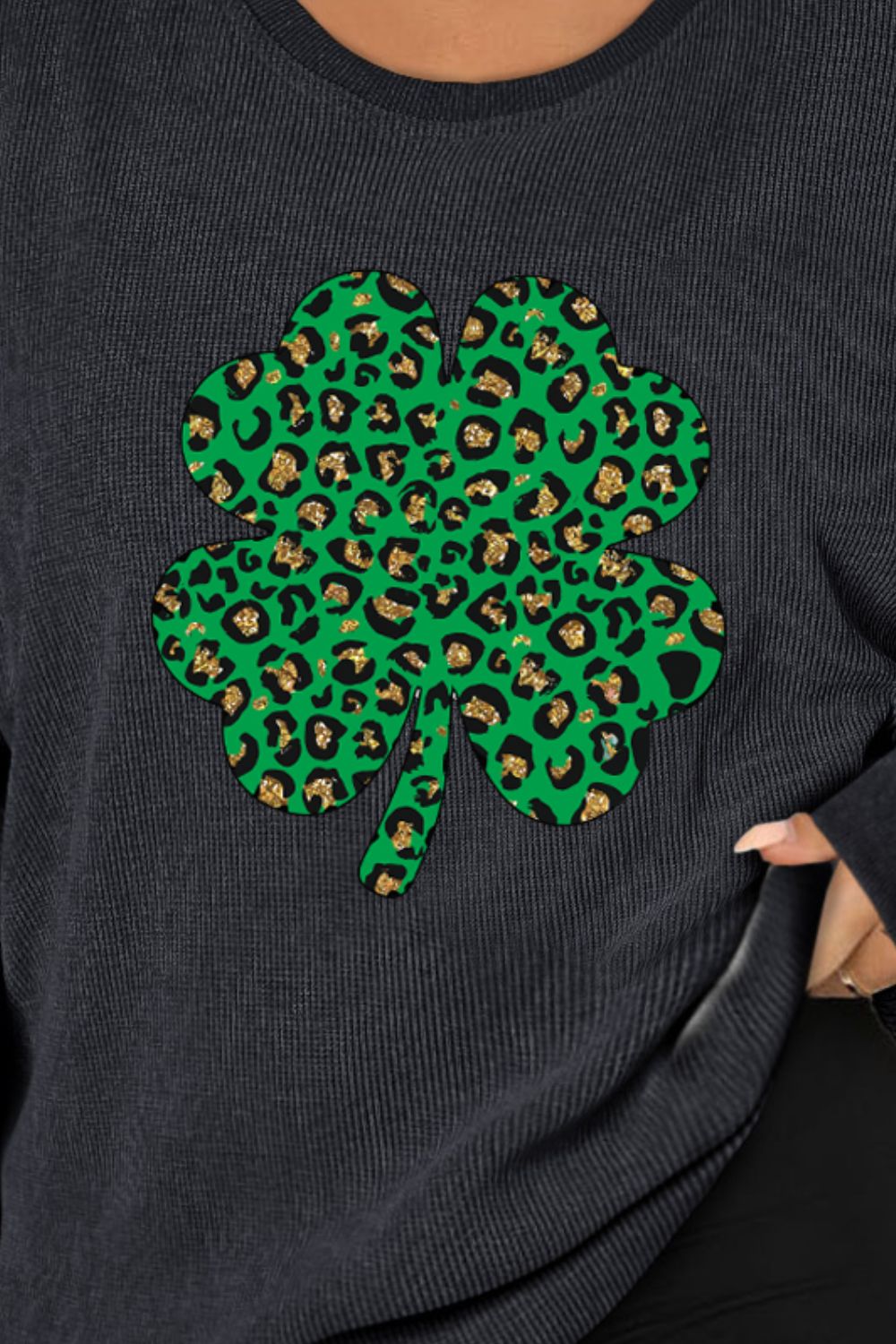 Plus Size Lucky Clover Dropped Shoulder Sweatshirt 