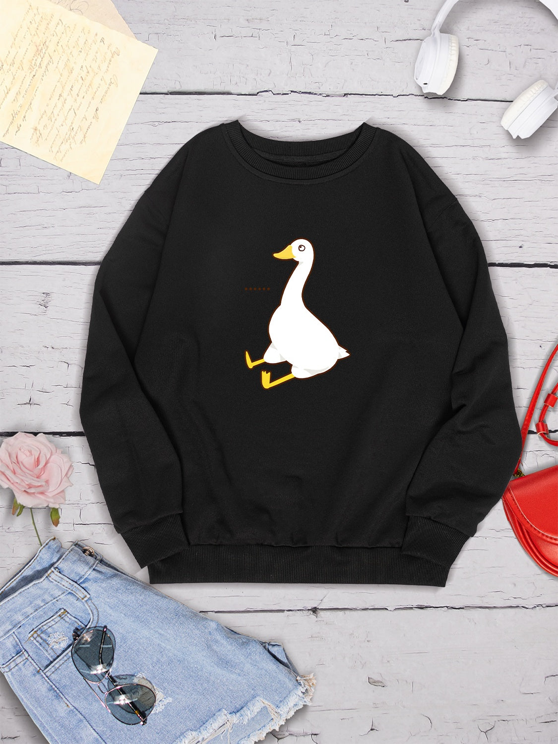 Goose Graphic Round Neck Sweatshirt 