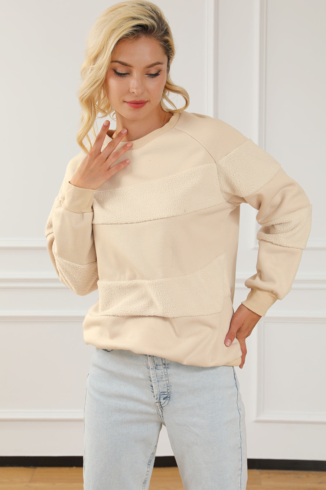 Striped Round Neck Long Sleeve Sweatshirt 