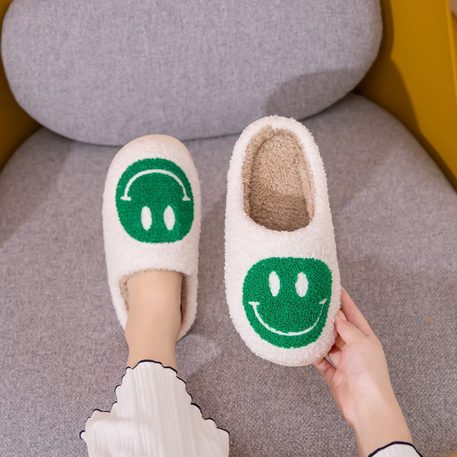 Melody Smiley Face Slippers 