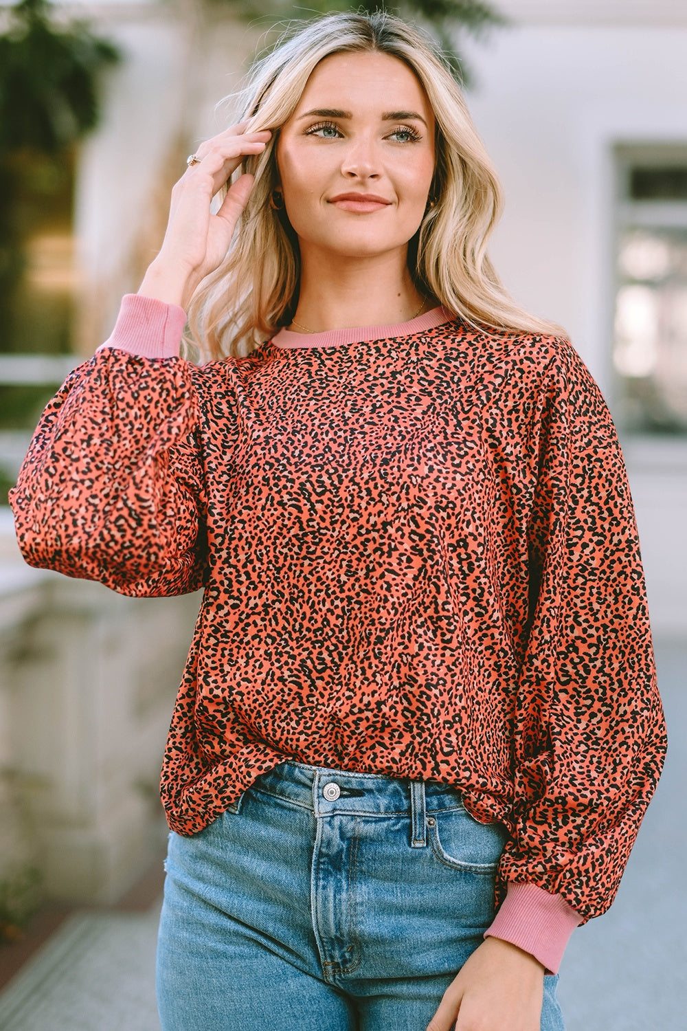 Leopard Round Neck Long Sleeve Sweatshirt 