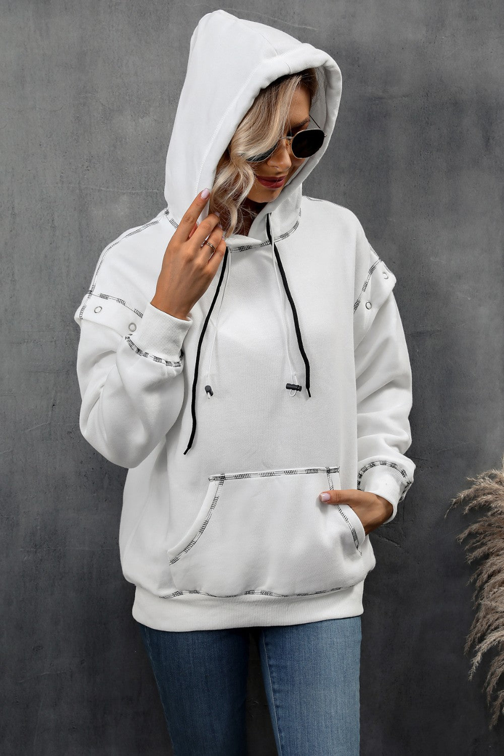 Drawstring Kangaroo Pocket Dropped Shoulder Hoodie 