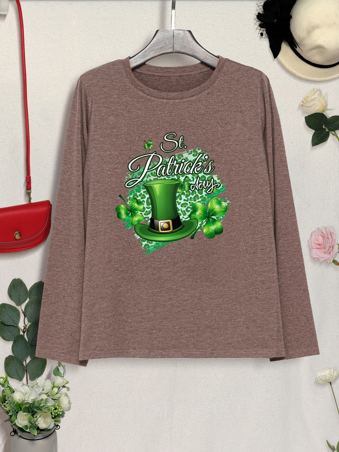 ST. PATRICK'S DAY Round Neck T-Shirt 