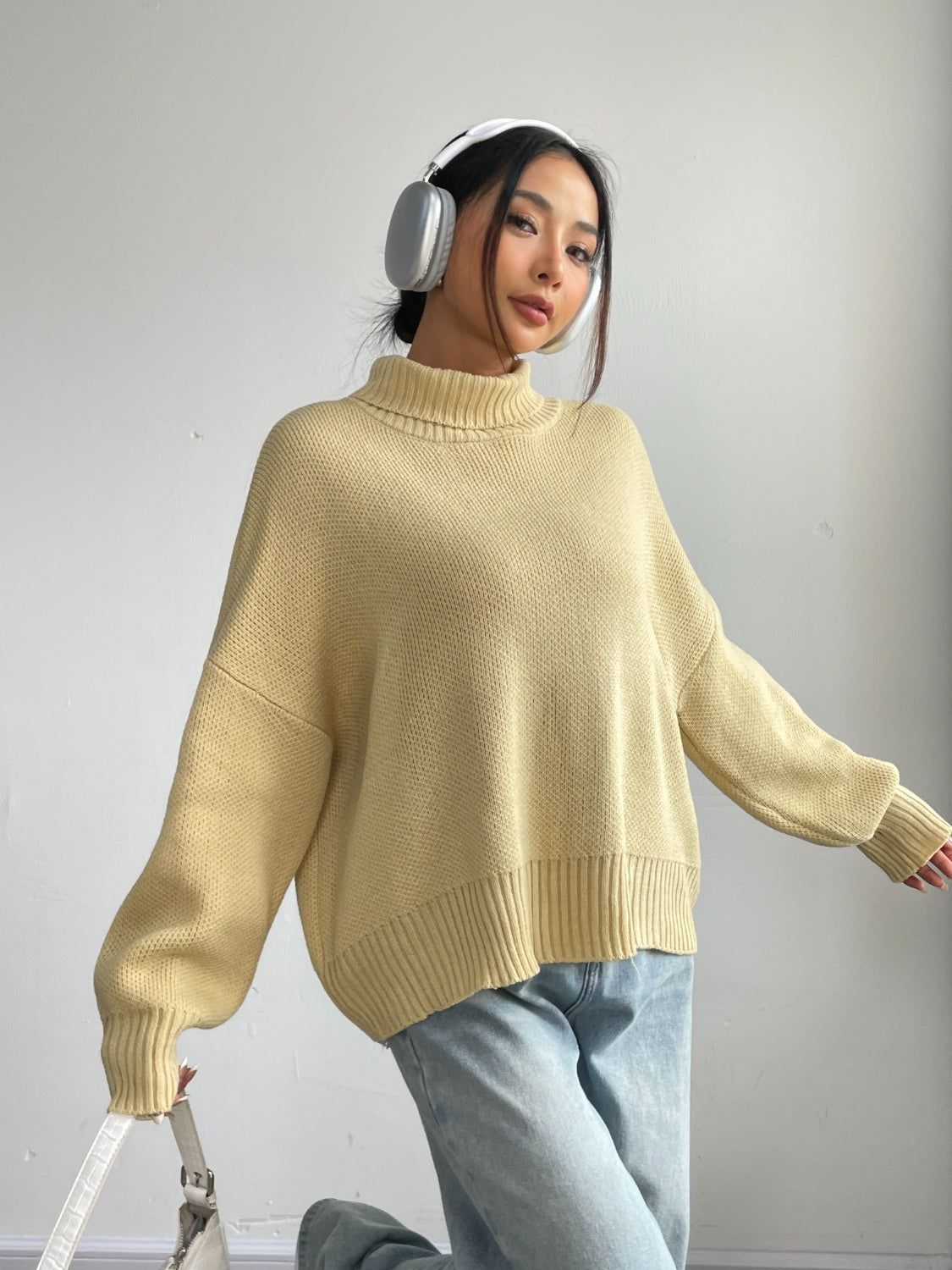 Turtleneck Dropped Shoulder Sweater 