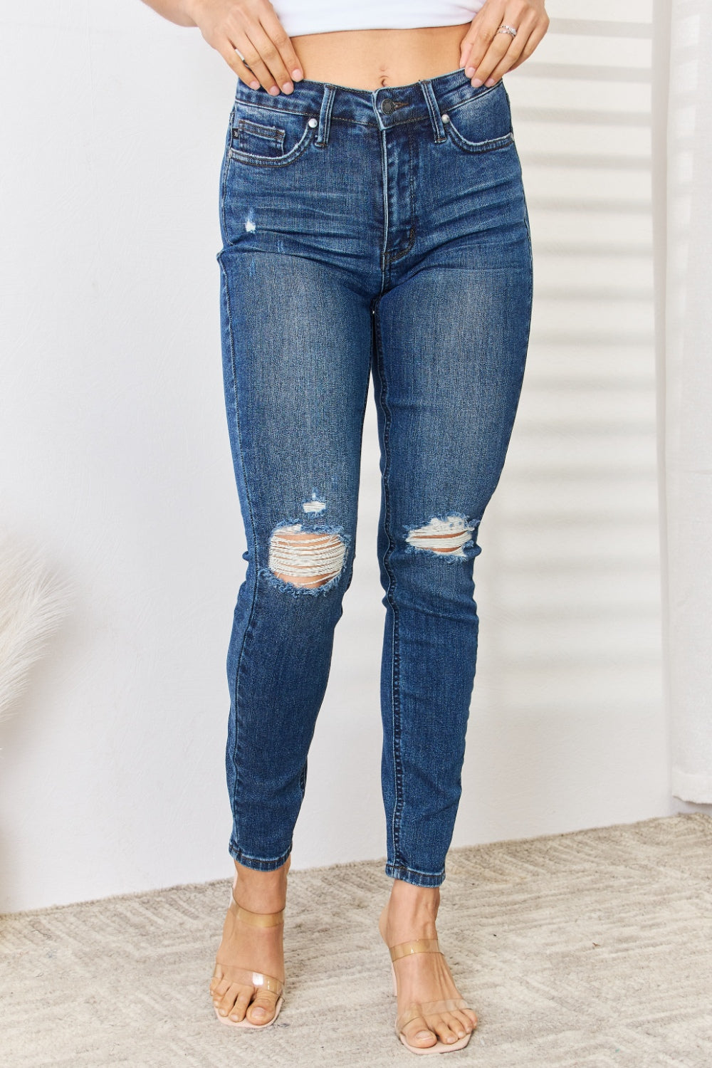 Judy Blue Full Size Mid Waist Distressed Slim Jeans 