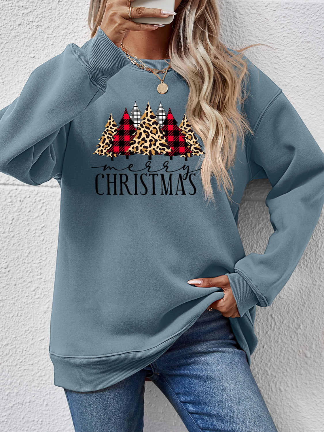 MERRY CHRISTMAS Round Neck Long Sleeve Sweatshirt 