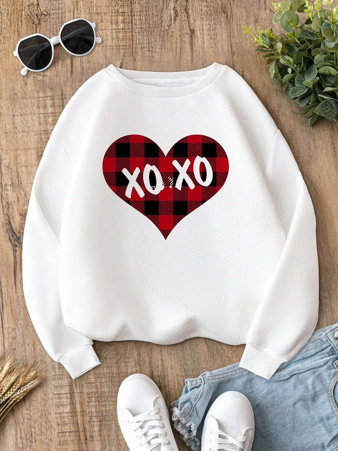 XOXO Heart Round Neck Sweatshirt 