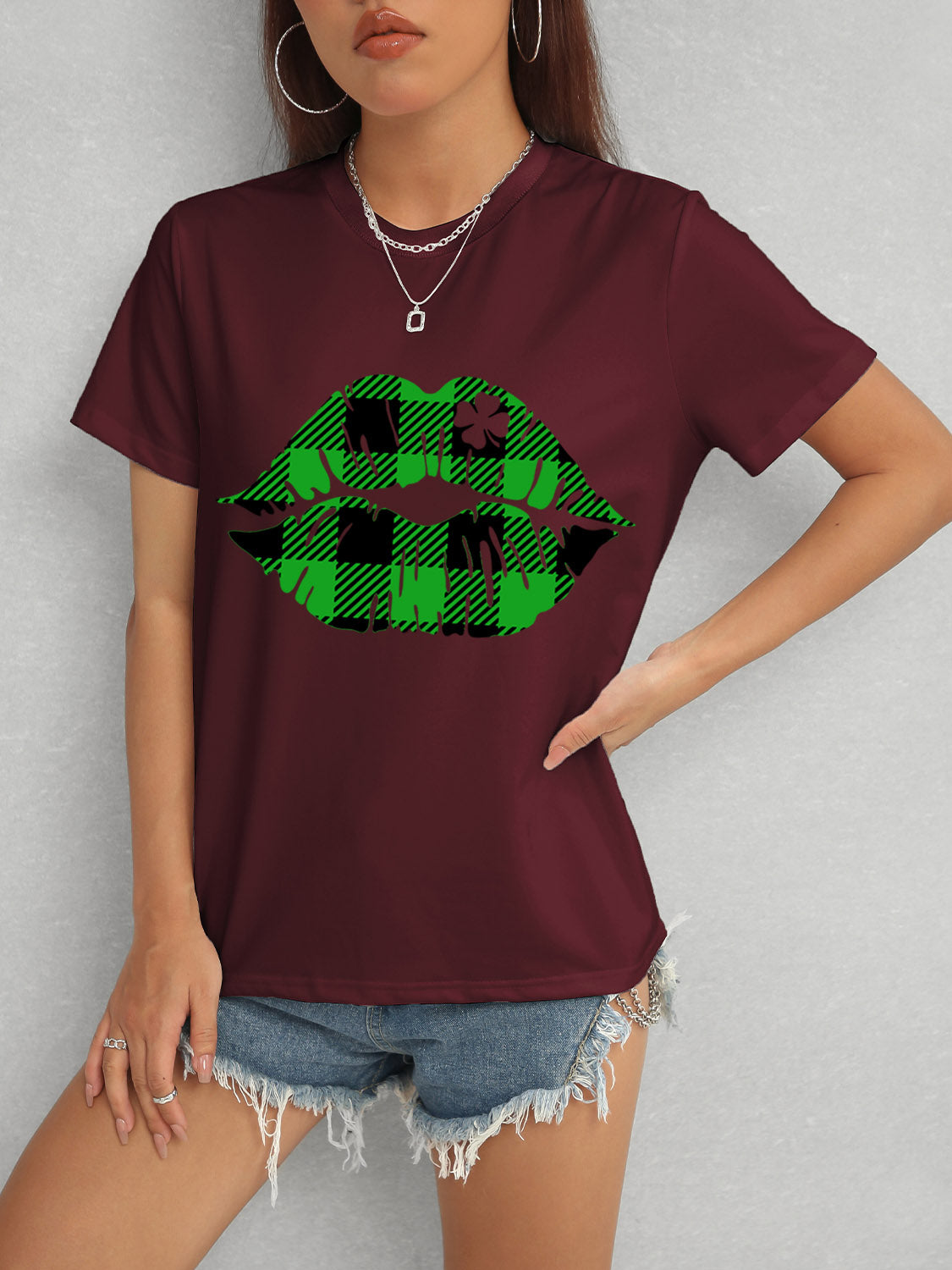 Plaid Lip Graphic Round Neck T-Shirt 