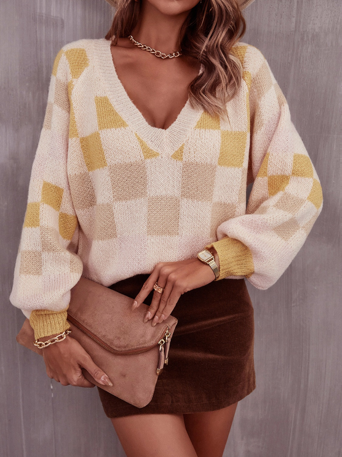 Checkered V-Neck Lantern Sleeve Sweater 