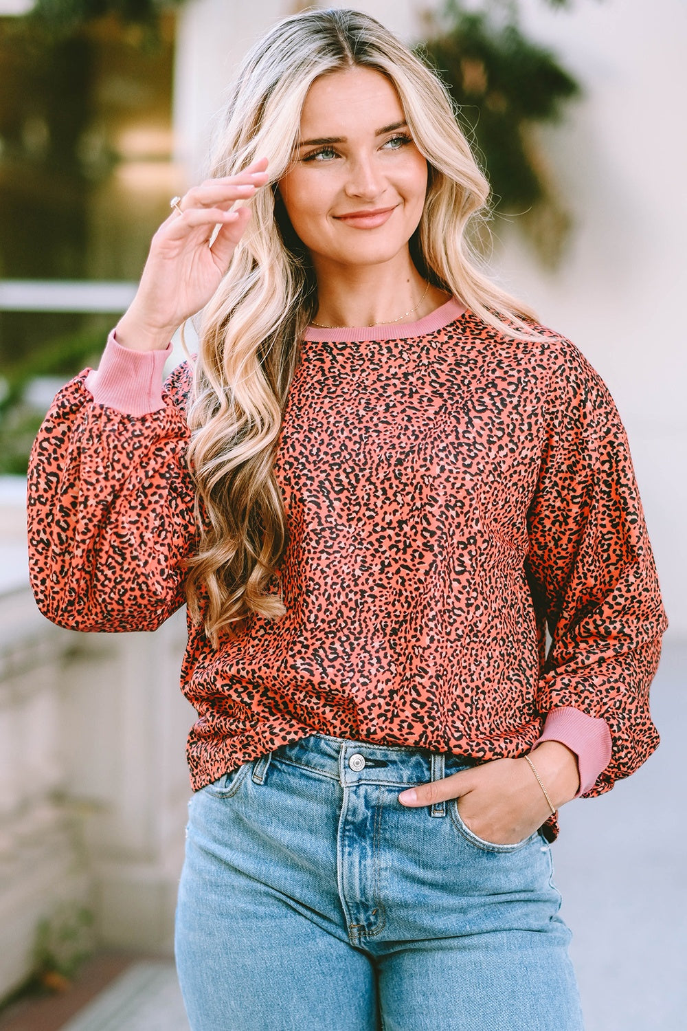 Leopard Round Neck Long Sleeve Sweatshirt 