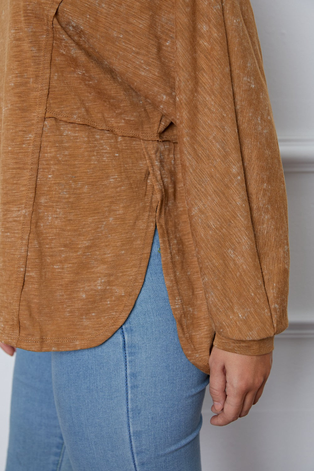 Vintage Wash Exposed Seam Round Neck Slit Sweatshirt 