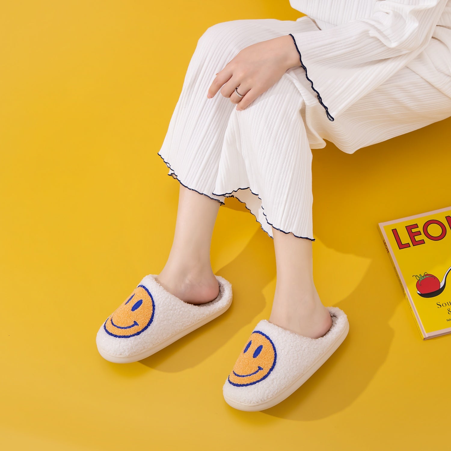 Melody Smiley Face Slippers 