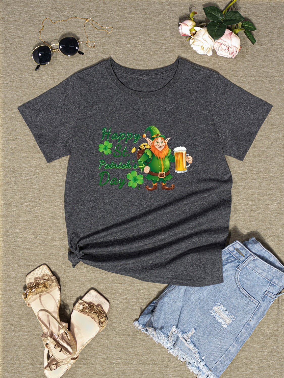 HAPPY ST. PATRICK'S DAY Round Neck T-Shirt