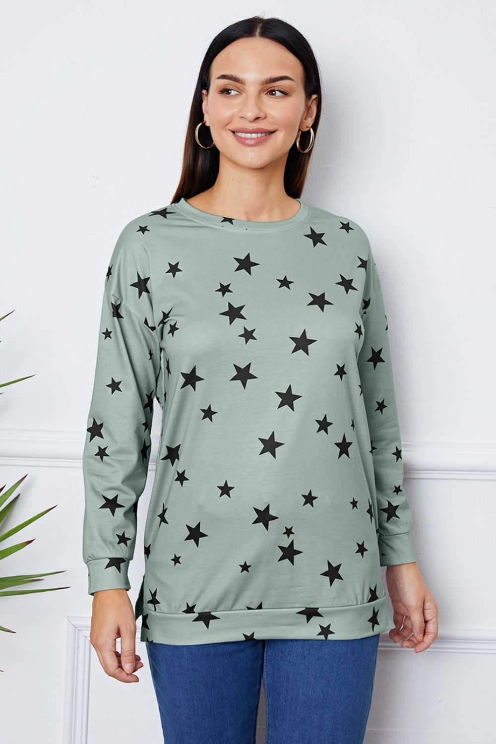 Star Print Round Neck Dropped Shoulder Sweatshirt 