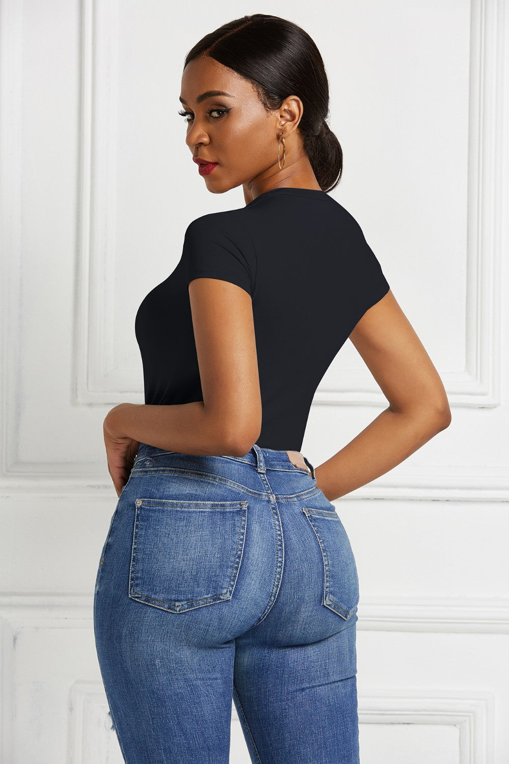 Round Neck Short Sleeve Bodysuit 