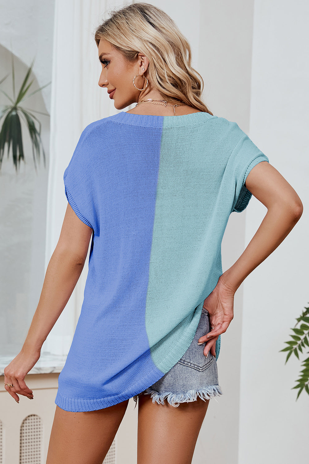 Color Block V-Neck Short Sleeve Knit Top 