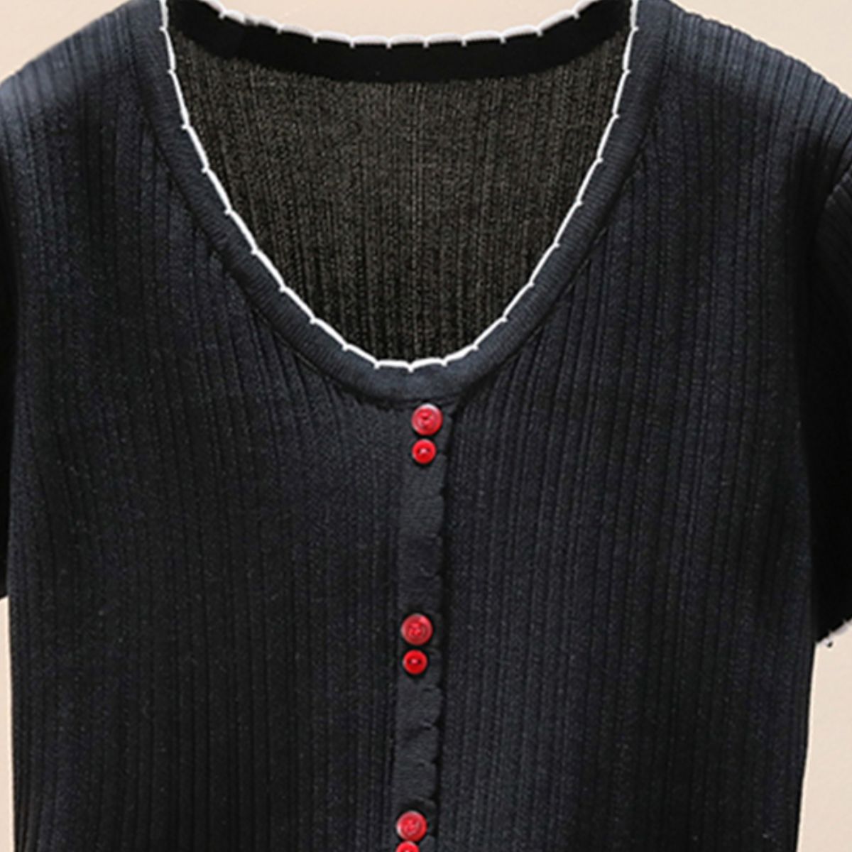 Contrast Decorative Button Short Sleeve Knit Top 