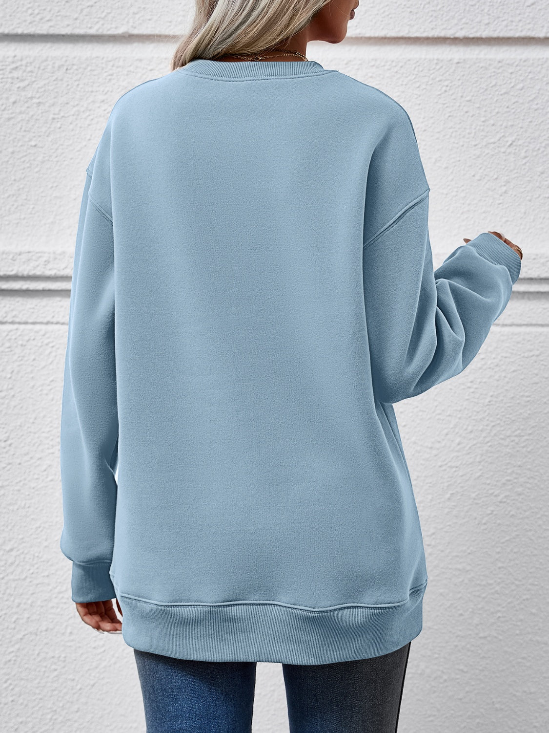 MERRY CHRISTMAS Round Neck Long Sleeve Sweatshirt 