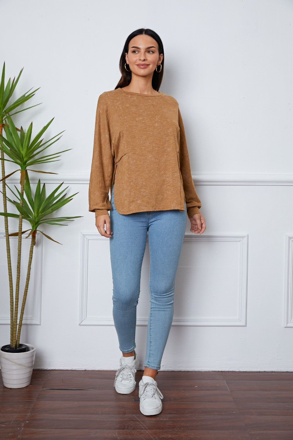 Vintage Wash Exposed Seam Round Neck Slit Sweatshirt 