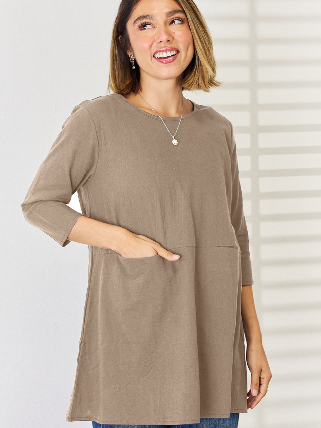 Pocketed Round Neck Half Sleeve Blouse 