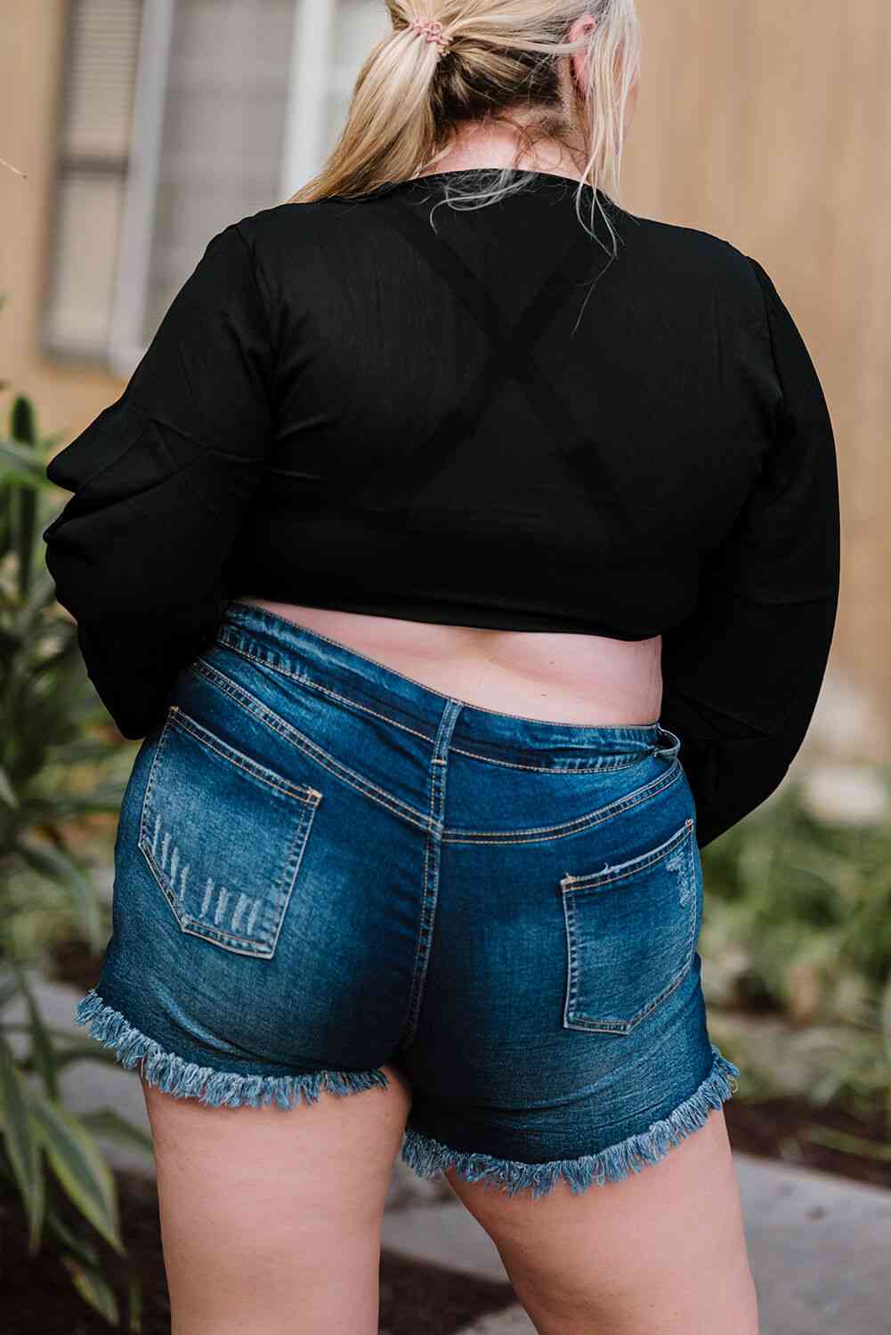 Plus Size Tie Front Crop Top 