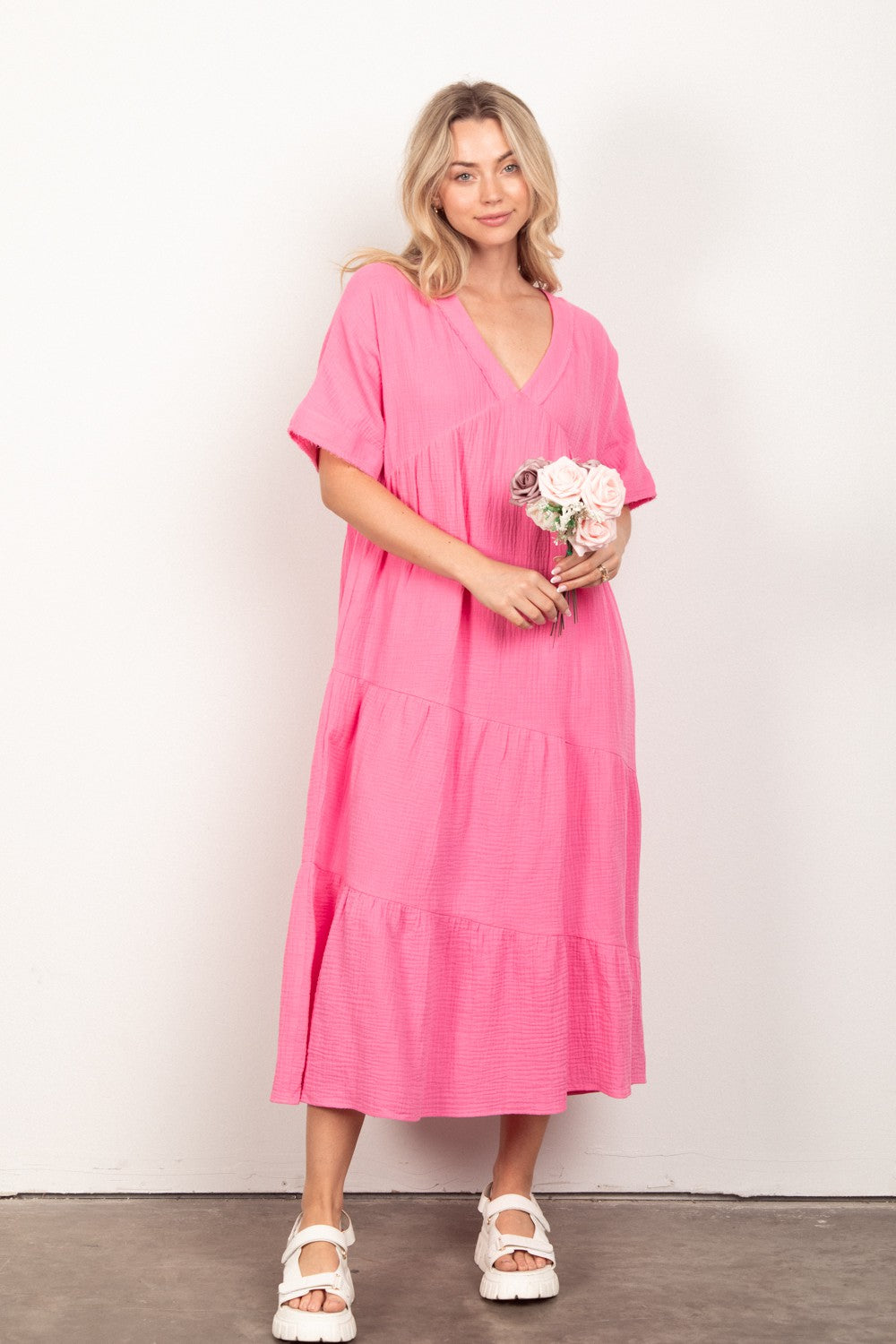 VERY J Soft Crinkle Gauze Short Sleeve Midi Dress 