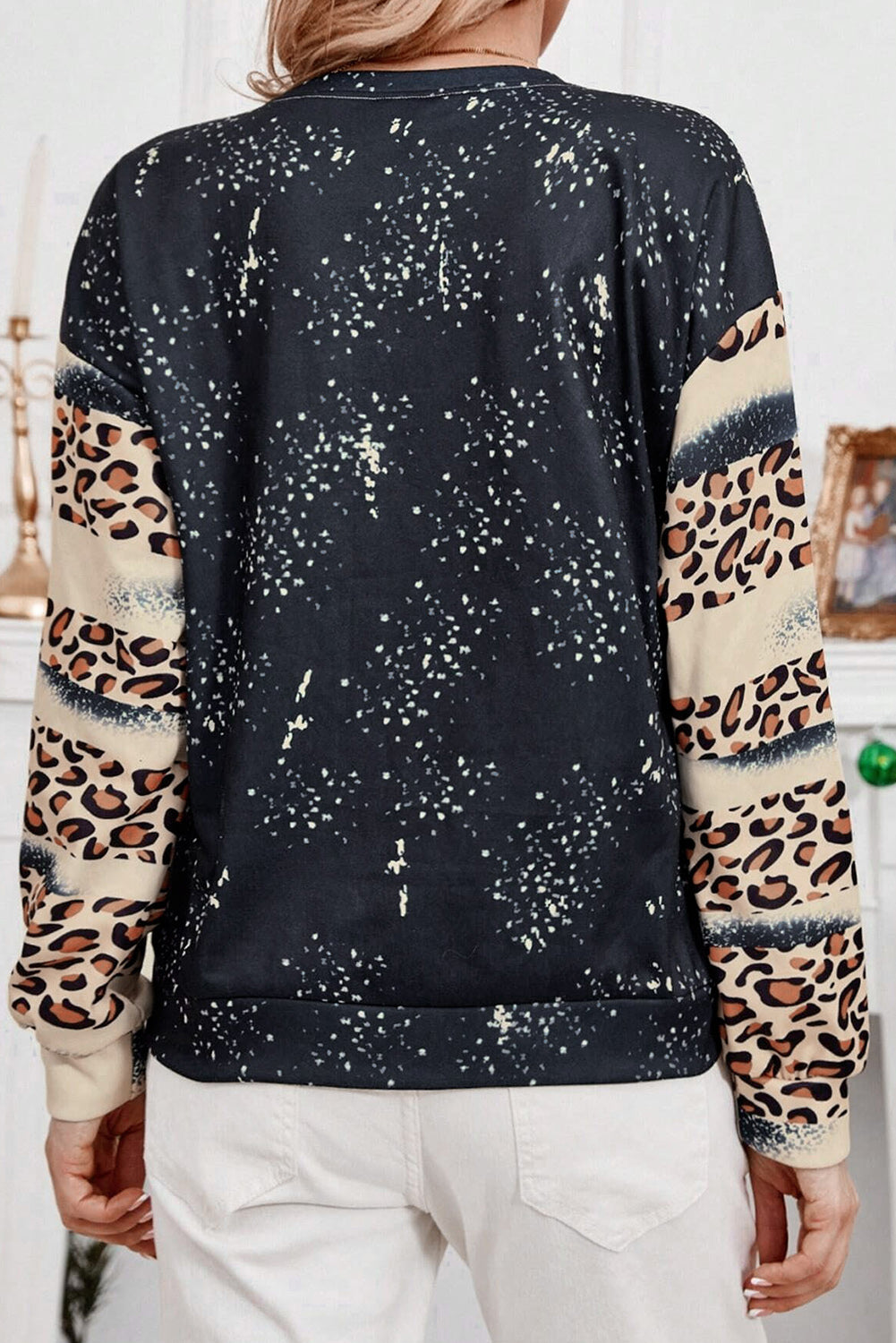 Santa Graphic Leopard Dropped Shoulder Sweatshirt 