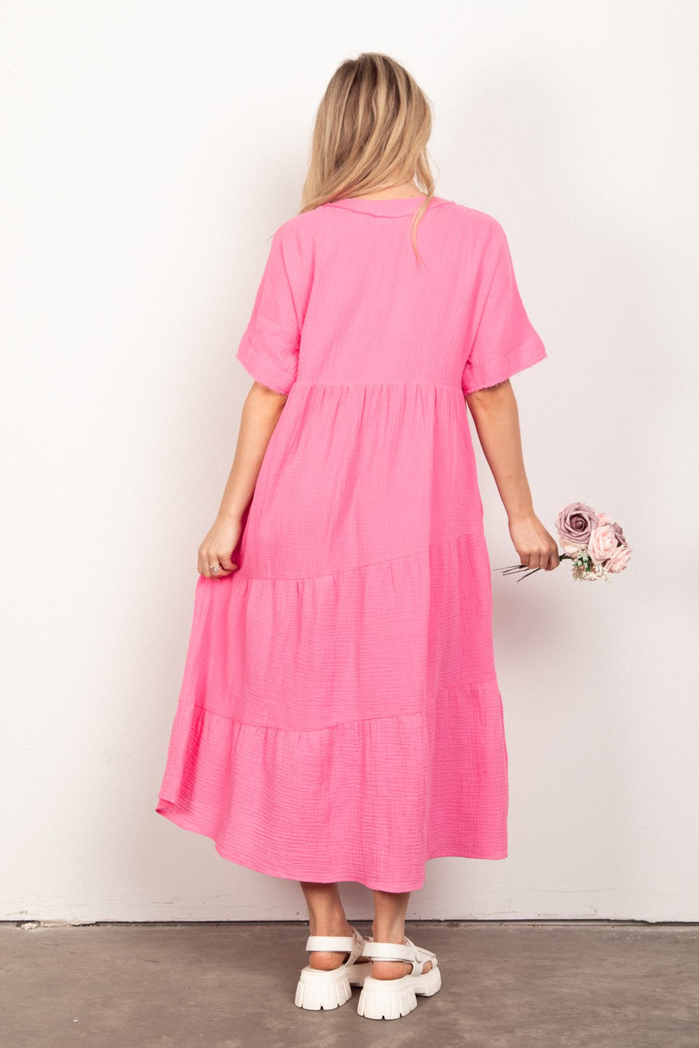 VERY J Soft Crinkle Gauze Short Sleeve Midi Dress 