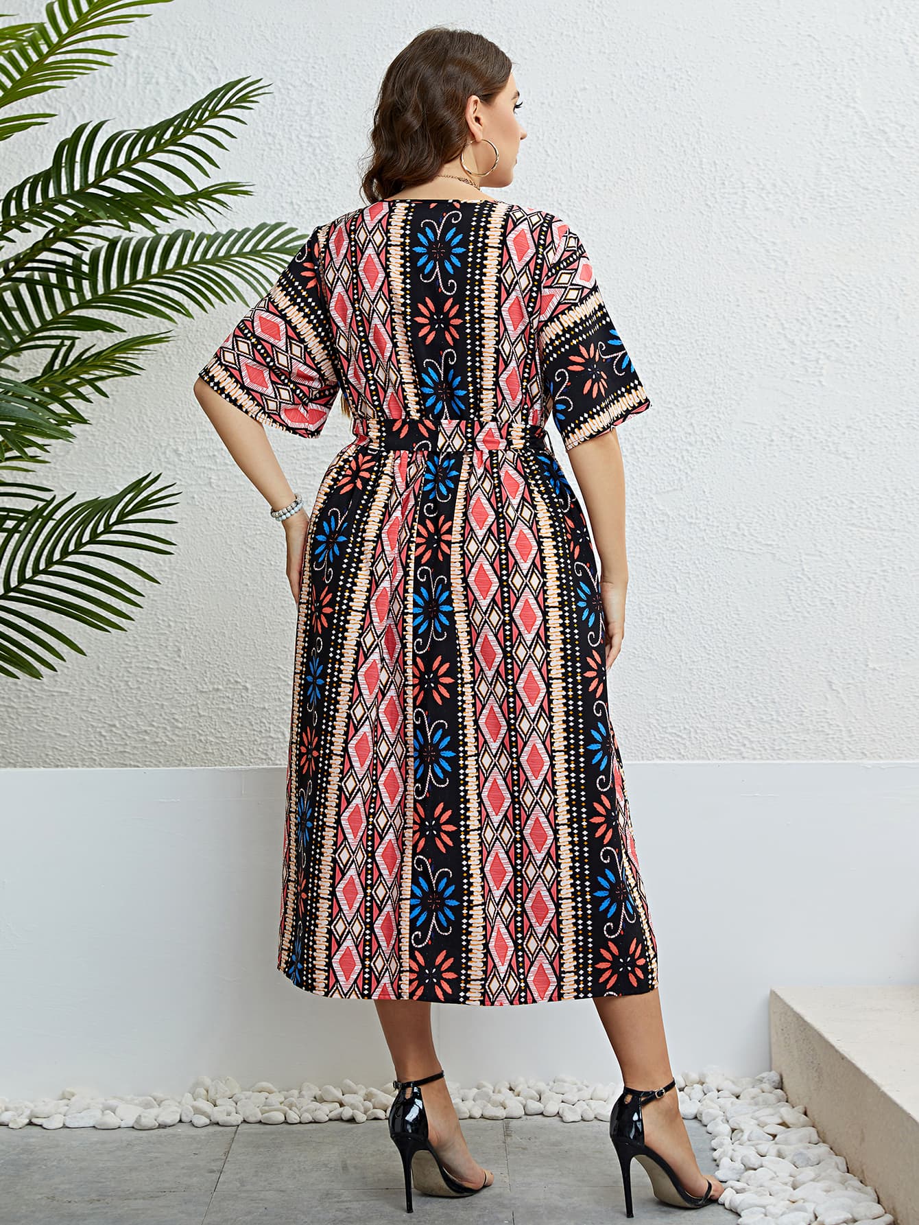 Plus Size Bohemian V-Neck Tie Belt Midi Dress 