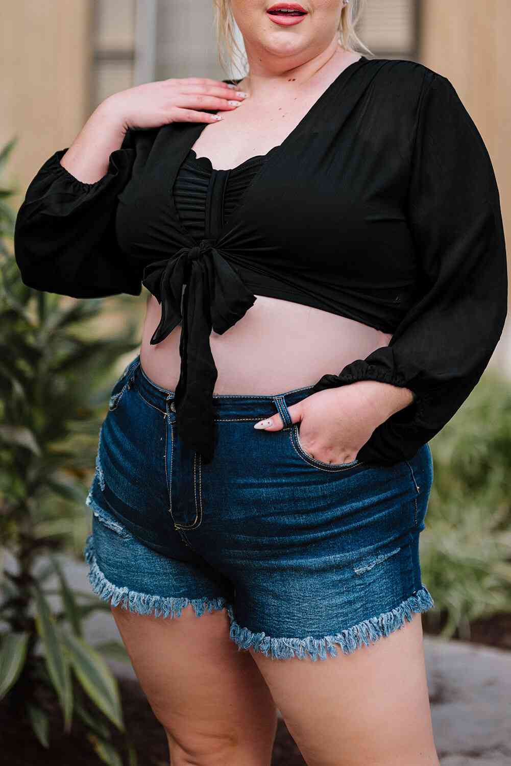 Plus Size Tie Front Crop Top 