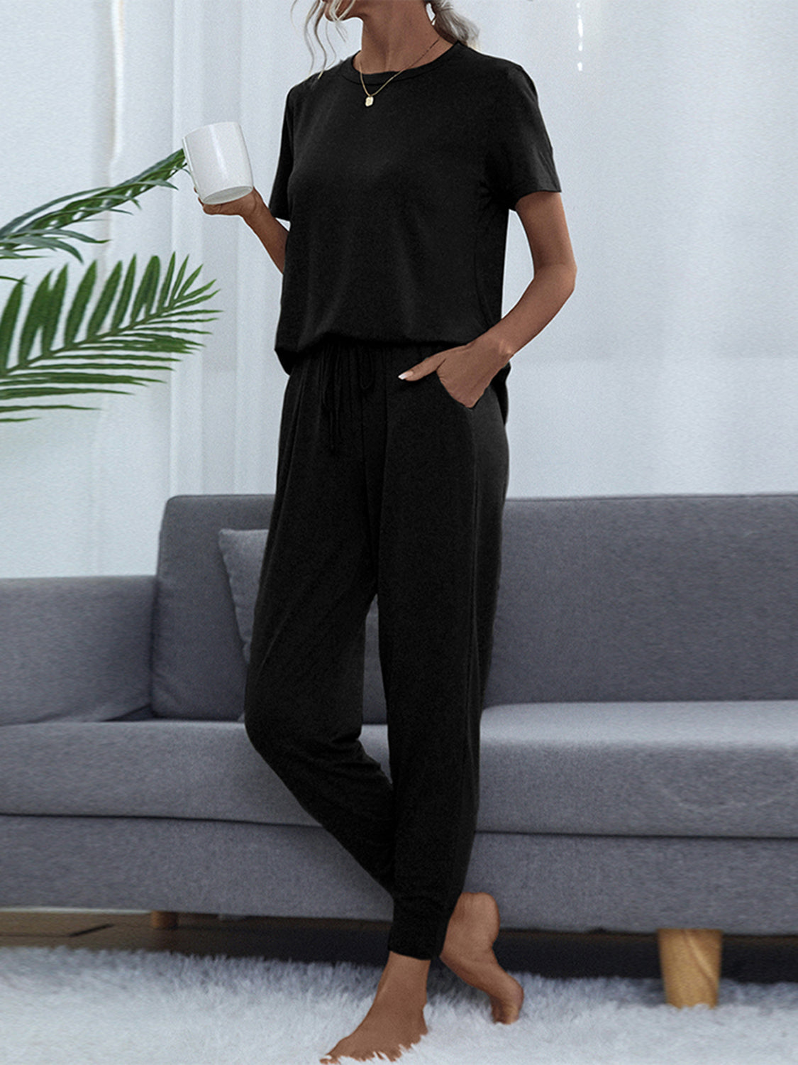 Round Neck Short Sleeve Top and Pants Set 