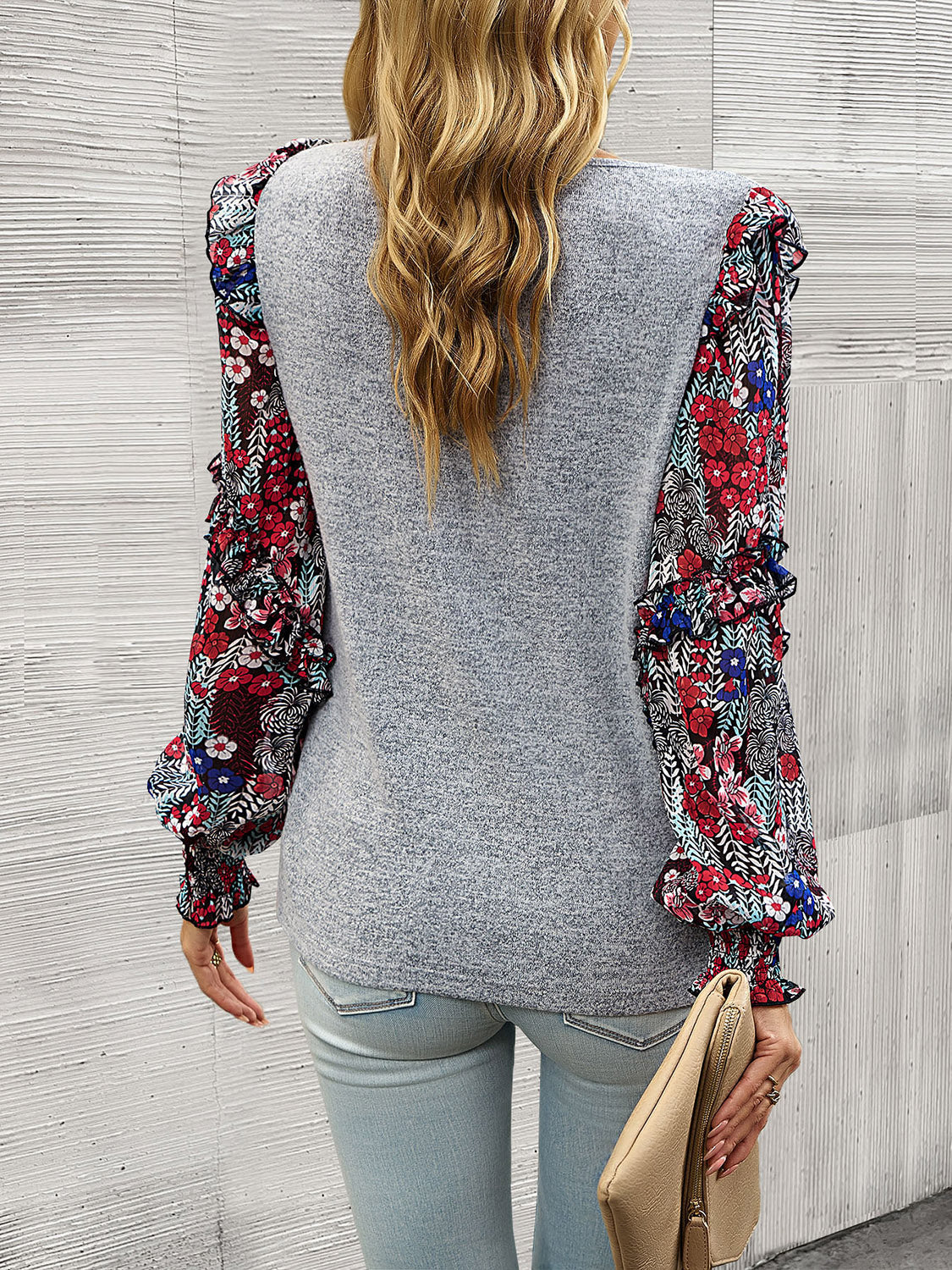 Round Neck Contrasting Color Printed Lantern Sleeve Top 