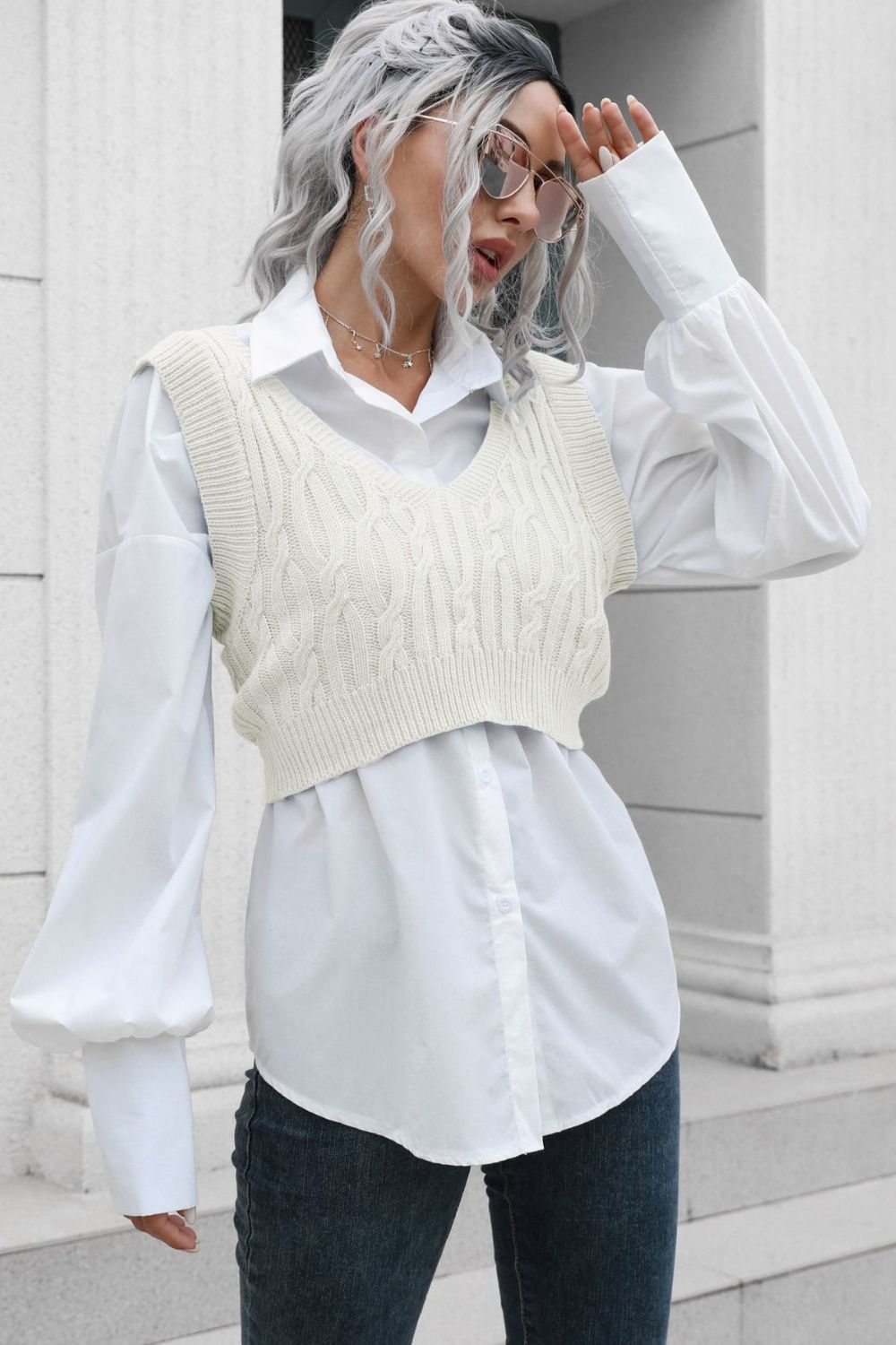 Cable-Knit Deep V Cropped Knit Vest 