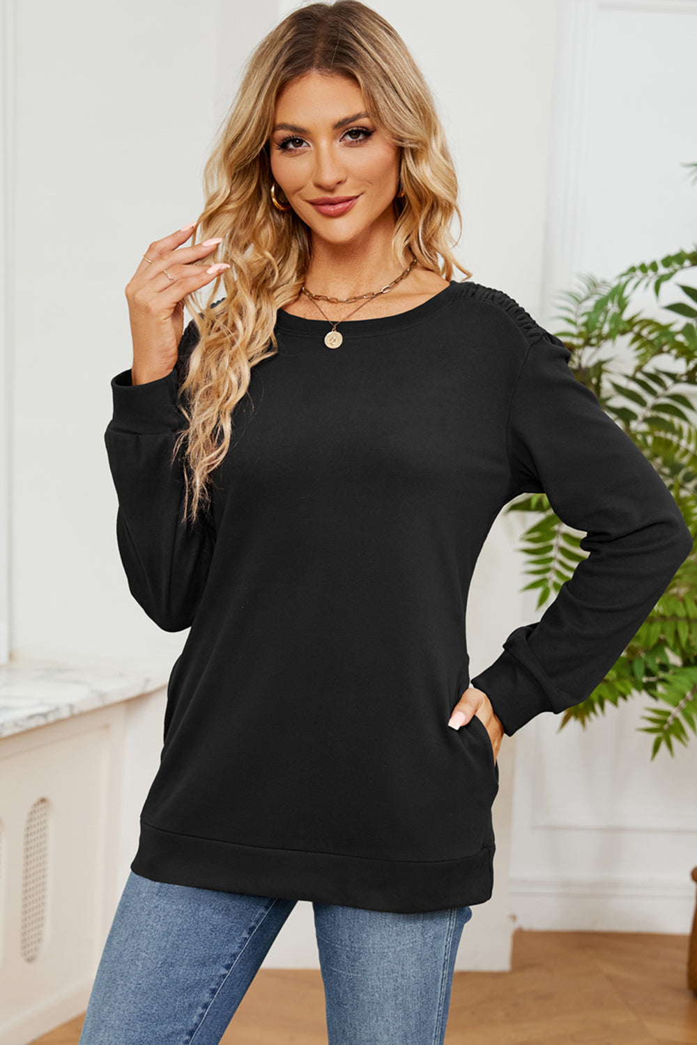 Ruched Round Neck Long Sleeve T-Shirt 