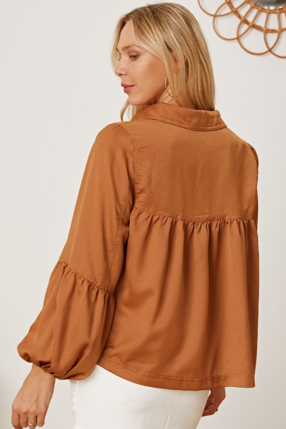 Balloon Sleeve Collared Neck Blouse 