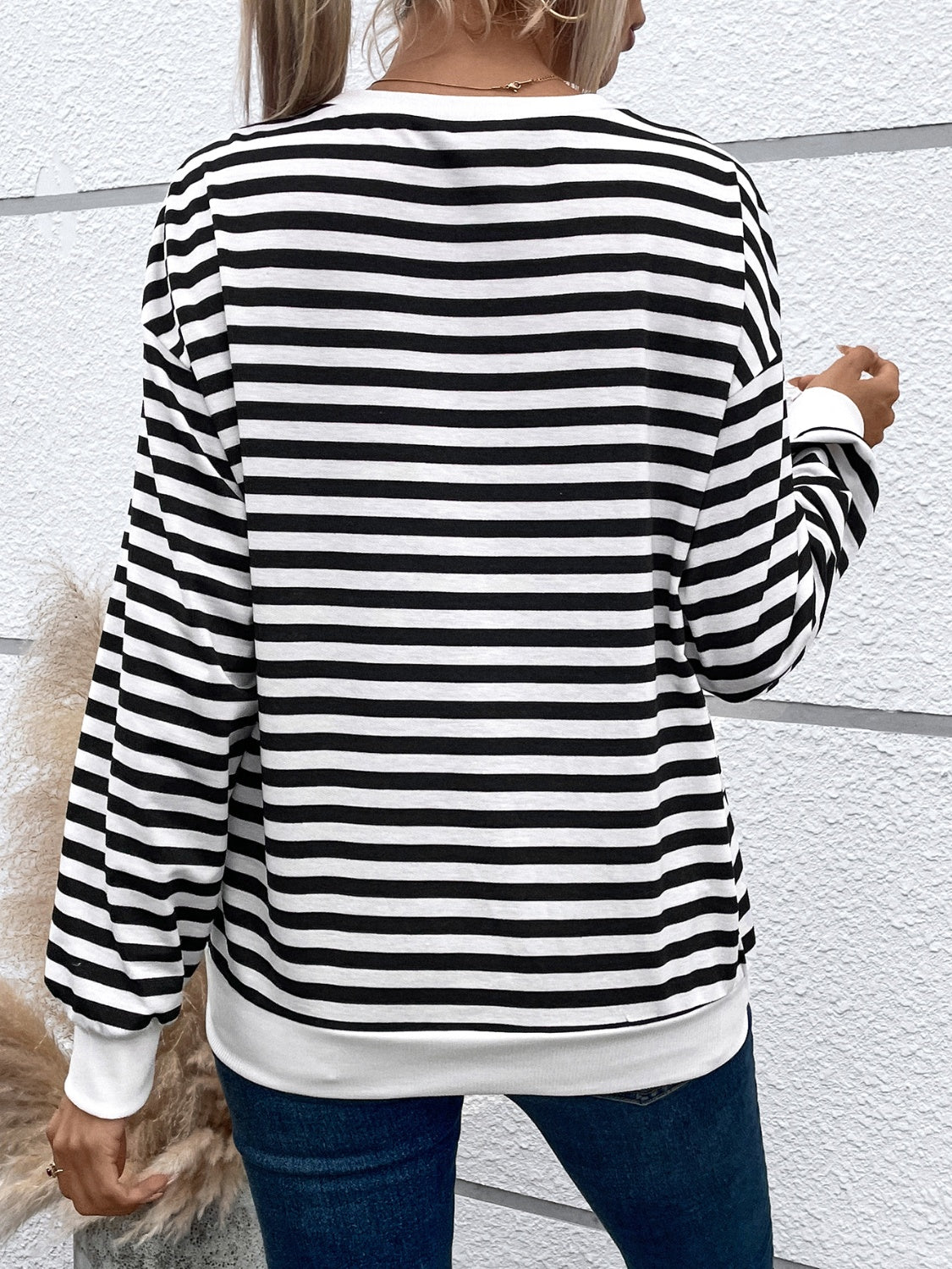 Heart Patch Striped Round Neck Long Sleeve Sweatshirt 