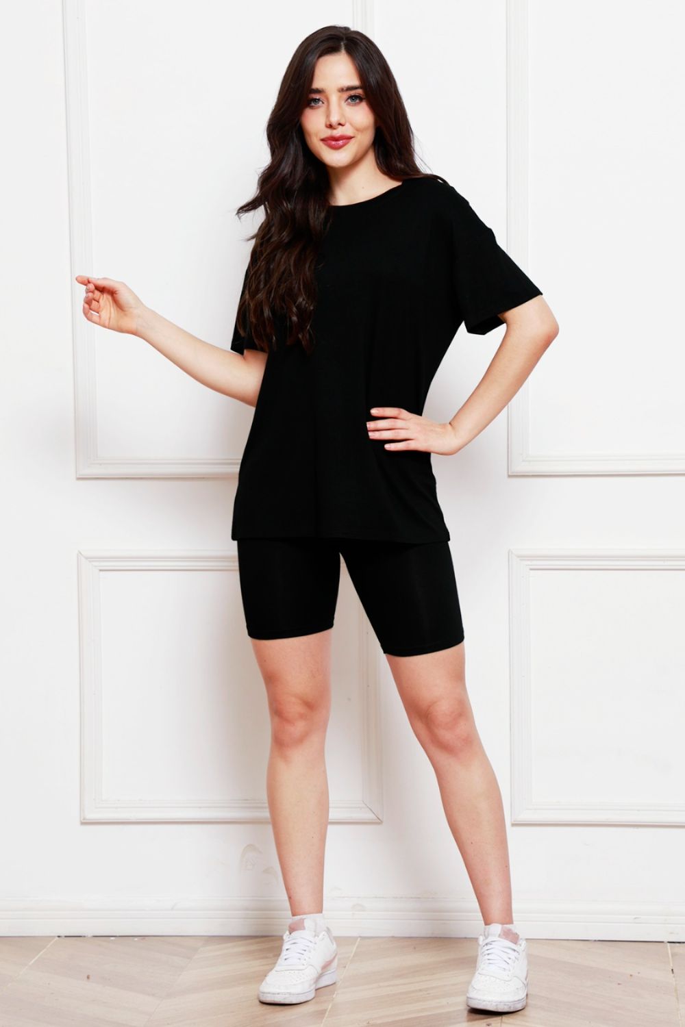 Round Neck Short Sleeve T-Shirt and Shorts Set 