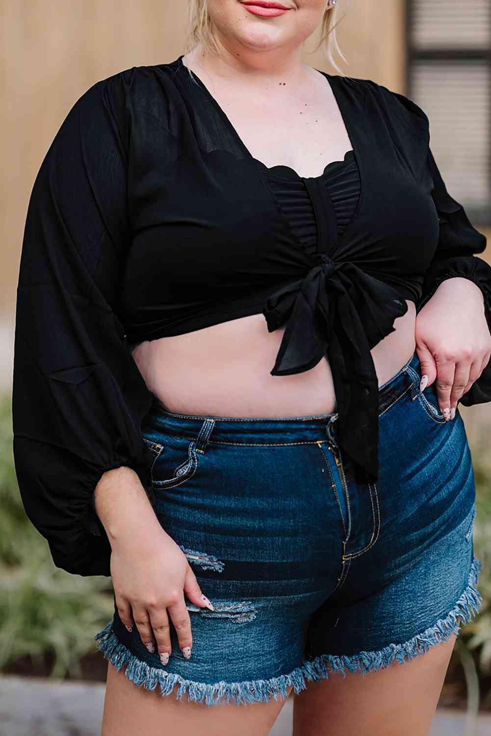 Plus Size Tie Front Crop Top 